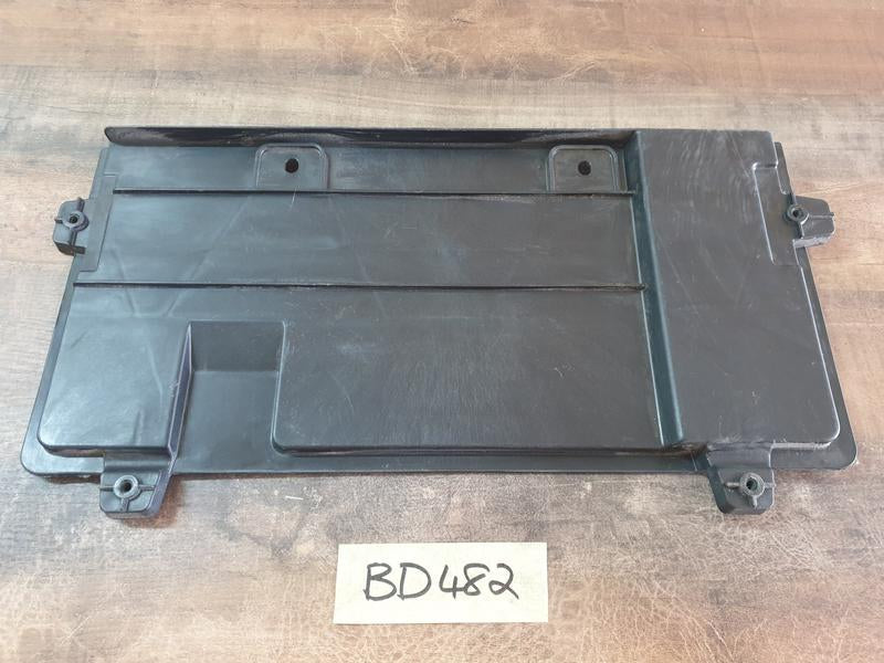 Original New Volkswagen Polo Radiator Trim Panel
