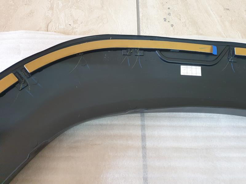 Original New Toyota Hilux Right Rear Wheel Arch Moulding