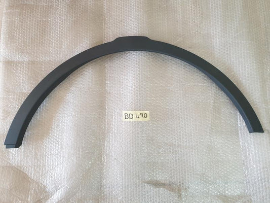 Original New Land Rover Range Rover Evoque Right Front Wheel Arch Moulding