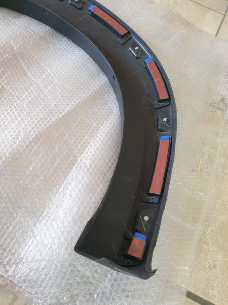 Original New Nissan Navara Right Rear Wheel Arch Moulding