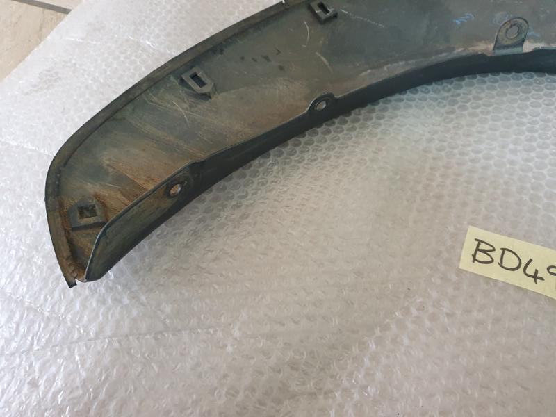 Original Used Toyota Hilux Left Front Wheel Arch Moulding