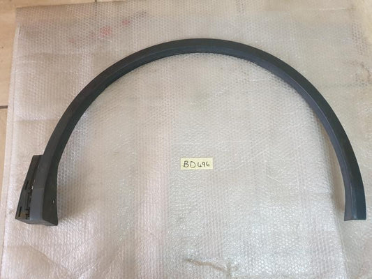 Original Used Volkswagen Tiguan Right Front Wheel Arch Moulding