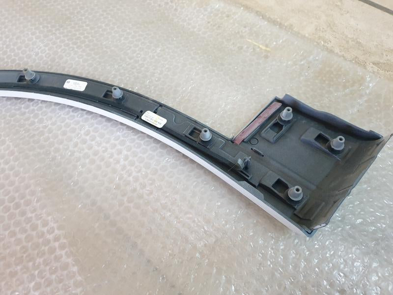 Original Used Audi Q5 Sportback Right Front Wheel Arch Moulding
