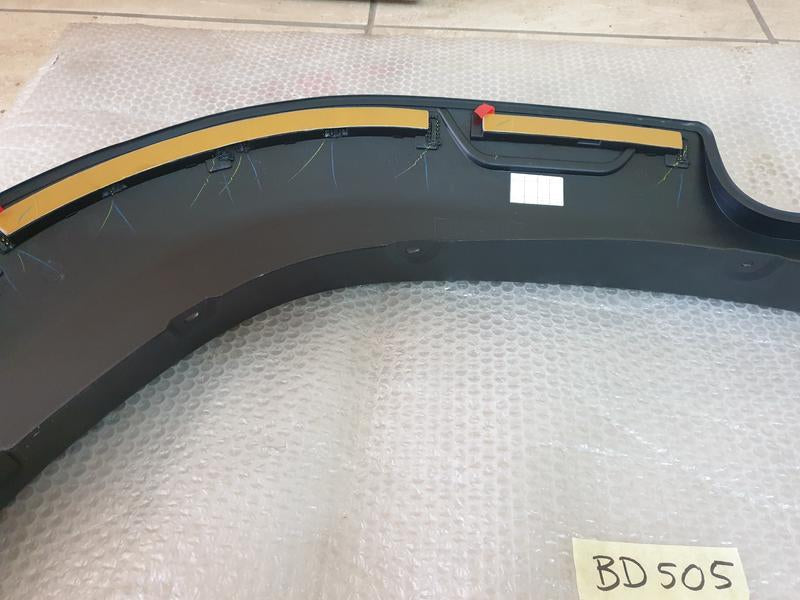 Original Used Toyota Hilux Left Rear Wheel Arch Moulding