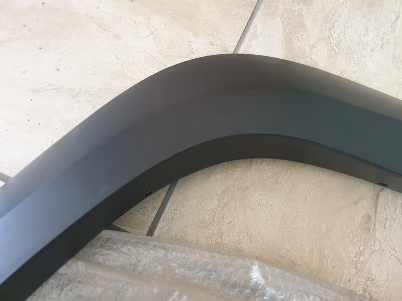 Volkswagen Aftermarket Amarok Right Front Wheel Arch Moulding