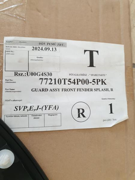 Original New Suzuki Vitara Right Front Wheel Arch Moulding