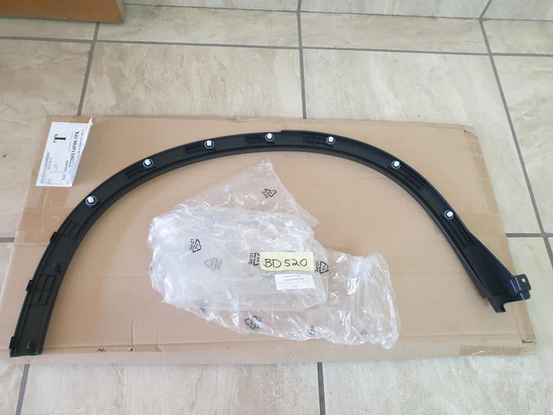 Original New Suzuki Vitara Right Rear Wheel Arch Moulding
