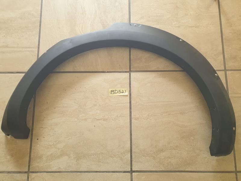 Original New Nissan Navara Left Rear Wheel Arch Moulding
