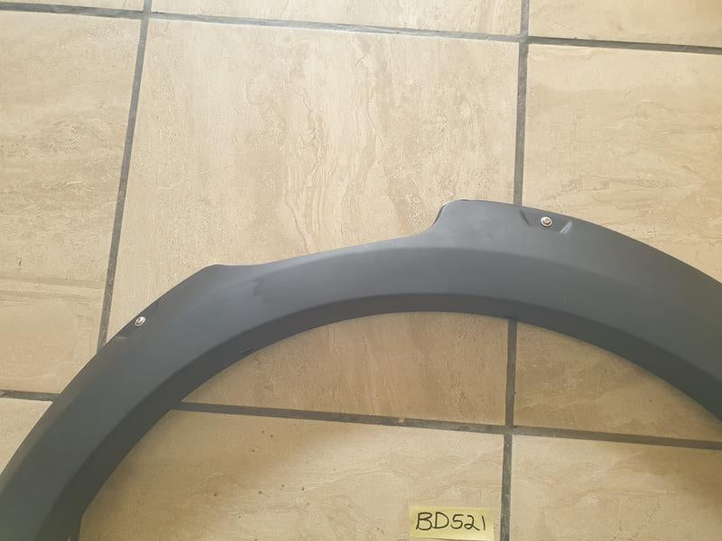 Original New Nissan Navara Left Rear Wheel Arch Moulding