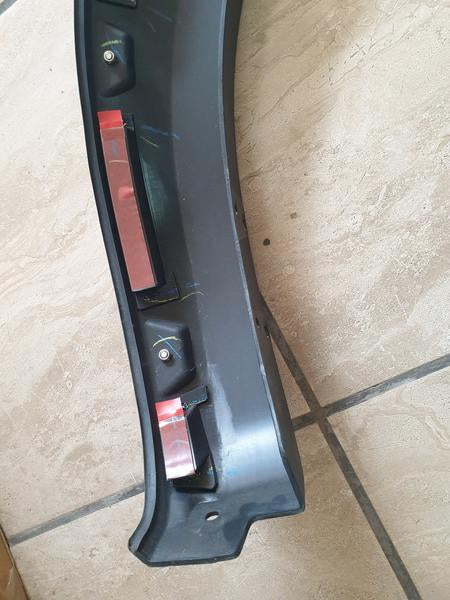 Original New Nissan Navara Left Rear Wheel Arch Moulding