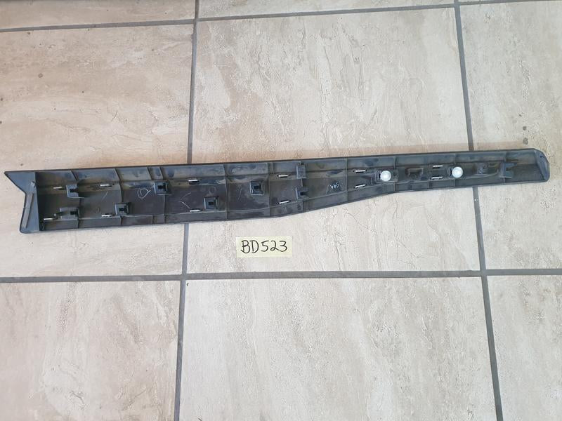 Original Used Nissan Magnite Right Front Door Lower Moulding