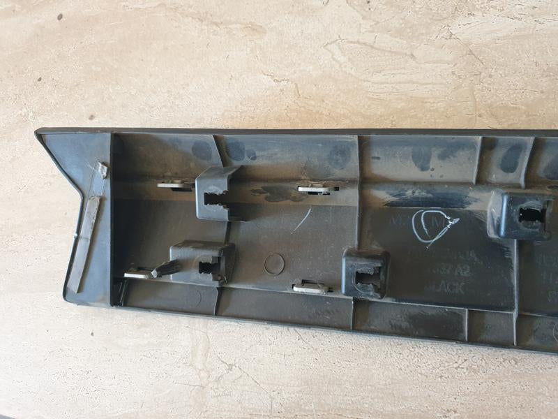 Original Used Nissan Magnite Right Front Door Lower Moulding