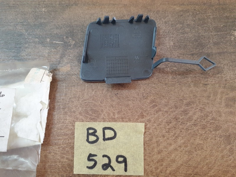Original New BMW 1 Series F20 F21 F22 Front Bumper Towing Eye Cover