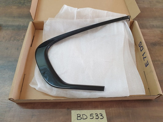 Original New BMW X6 xDrive Right Rear Quarter Glass Trim Beading