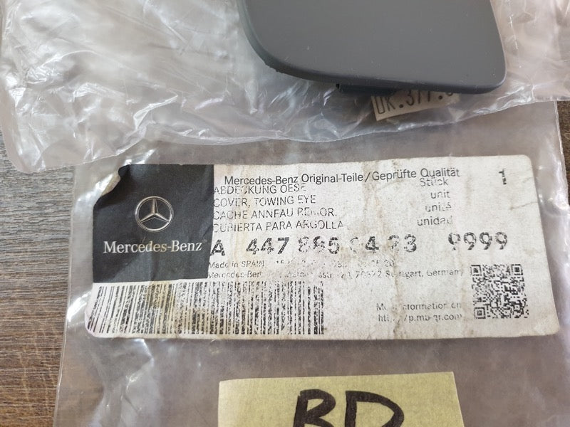Original New Mercedes-Benz V-Class W447 2022 Front Bumper Towing Eye Cover