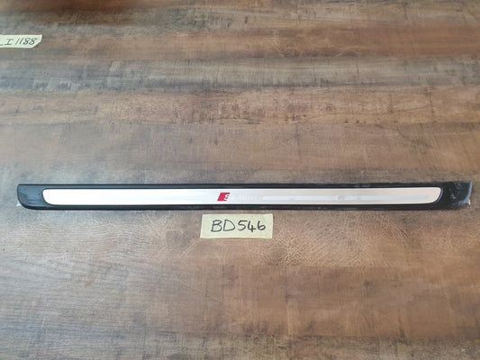 Original Used Audi A1 8X Front Sill 'S line' Trim Cover