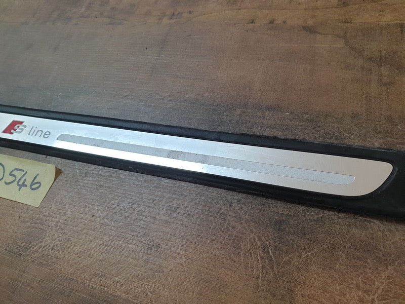 Original Used Audi A1 8X Front Sill 'S line' Trim Cover