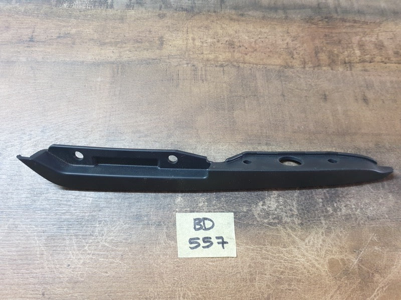 Original New Land Rover Range Rover 2015 Left Front Bumper Moulding