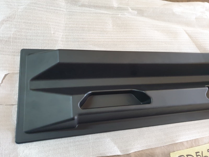 Original New Jetour T2 2.0 T Xplora 2026 Left Rear Door Lower Moulding