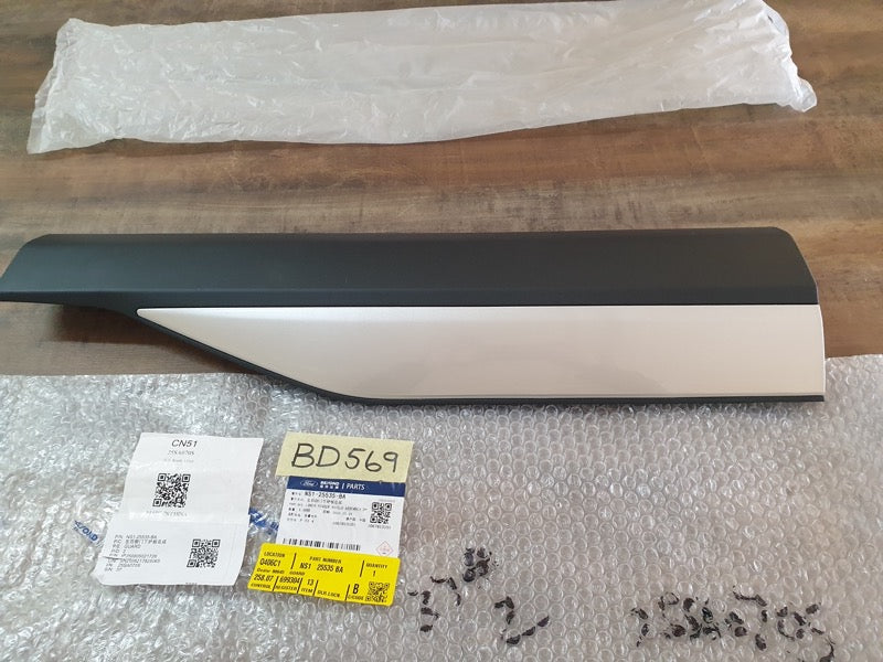 Original New Ford Territory 2025 Left Rear Door Lower Moulding