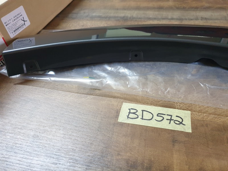 Original New Mitsubishi Pajero Sport 2016 Left Rear Wheel Arch Moulding