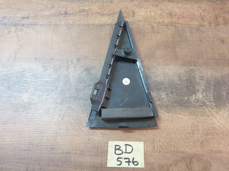 Original Used Volkswagen Polo Right Front Door Window Mirror Trim