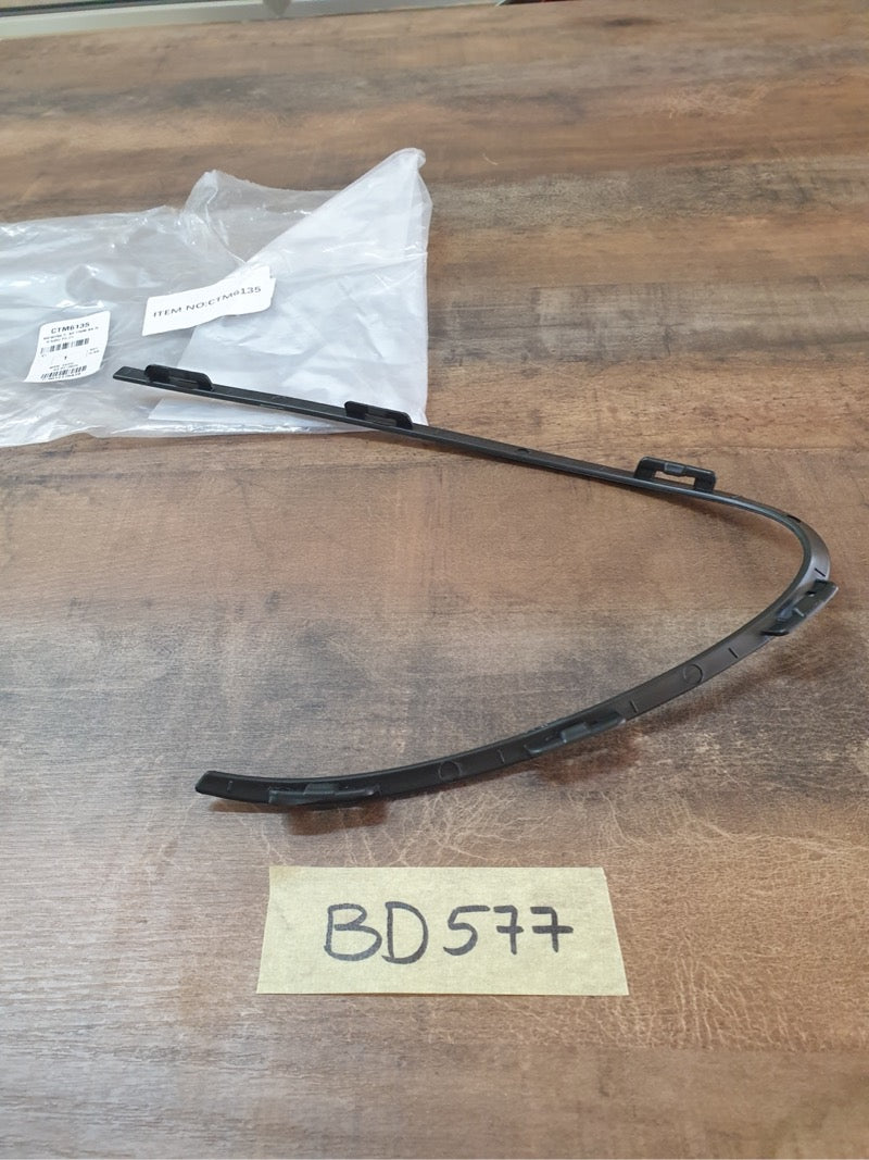 Mercedes-Benz Aftermarket C-Class W206 Right Front Bumper Trim Beading