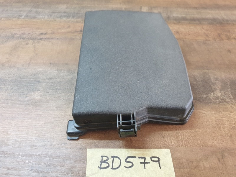 Original Used Toyota Corolla Relay Block Fuse Box Upper Cover