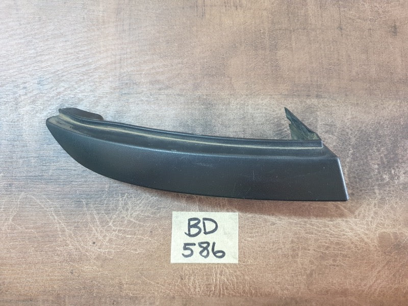 Original Used Renault Clio IV Left Rear Taillight Trim