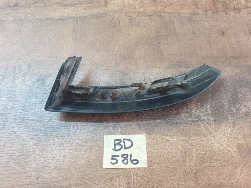 Original Used Renault Clio IV Left Rear Taillight Trim