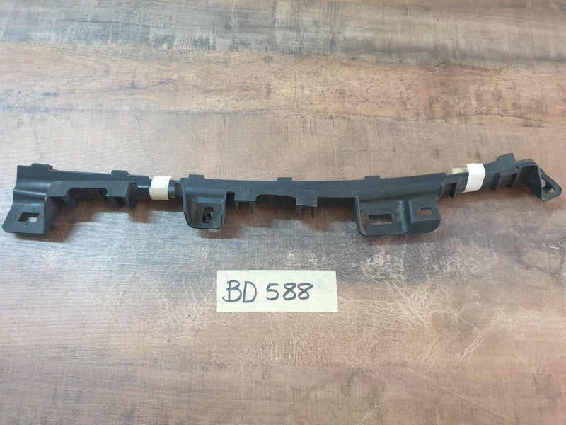 Original Used Toyota Hilux Right Curtain Airbag Channel Bracket