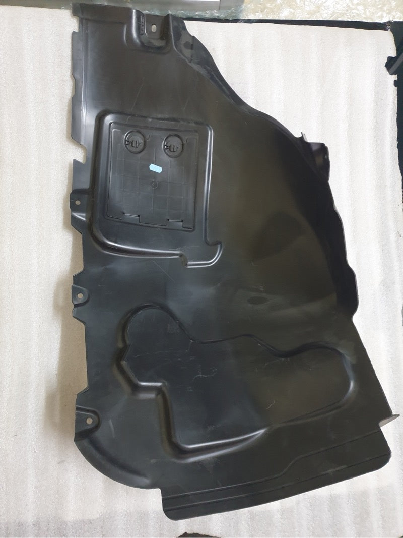 Original New Mercedes-Benz GLC X253 Left Front Fender Liner