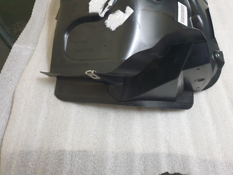 Original New Mercedes-Benz GLC X253 Left Front Fender Liner