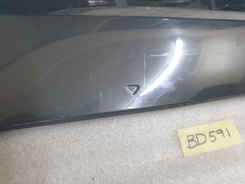 Original Used Volkswagen Tiguan Right Rear Door Lower Moulding