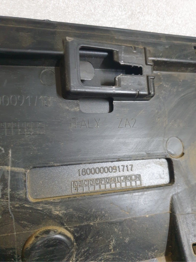 Original Used Volkswagen Tiguan Right Rear Door Lower Moulding