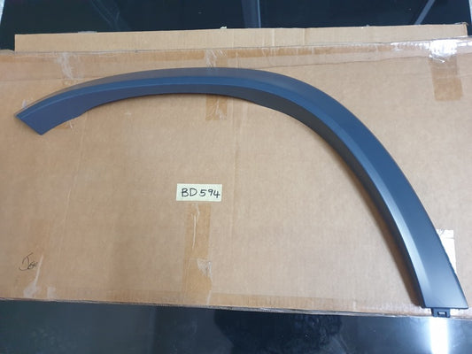 Original New Mercedes-Benz GLS X167 2019 Right Rear Wheel Arch Moulding