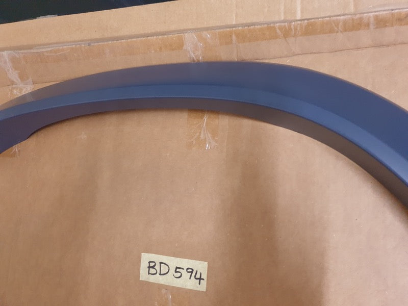 Original New Mercedes-Benz GLS X167 2019 Right Rear Wheel Arch Moulding