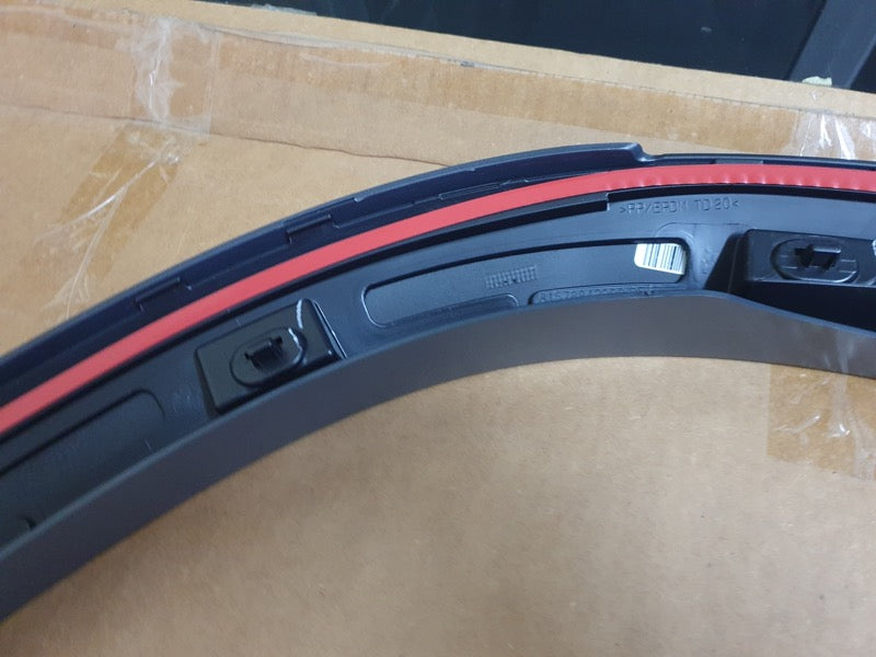 Original New Mercedes-Benz GLS X167 2019 Right Rear Wheel Arch Moulding