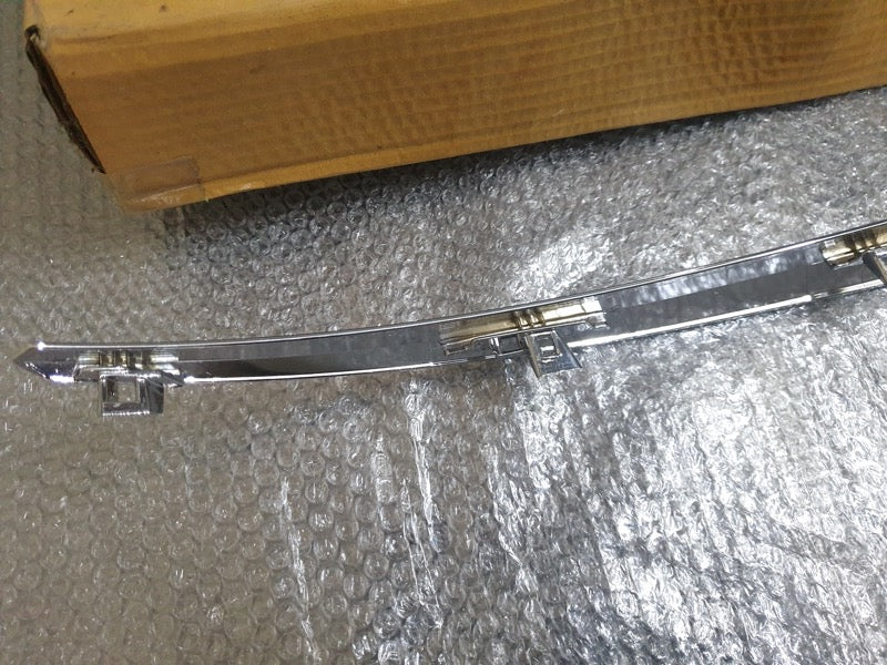 Original New Mitsubishi Pajero Sport Left Front Bumper Trim Chrome