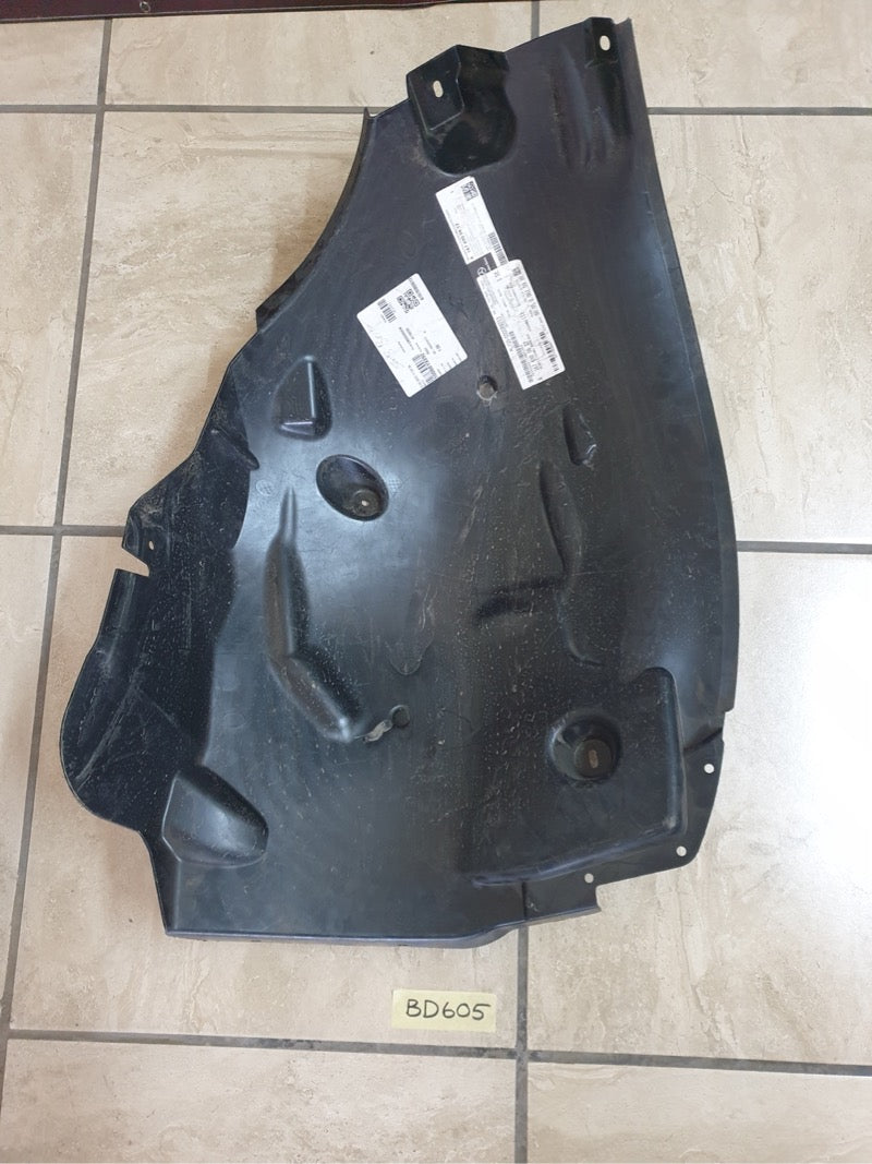 Original New Mercedes-Benz GLE W167 Left Front Wheel Housing Liner Rear Part