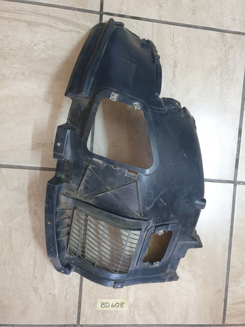Original Used BMW 5 Series Right Front Wheel Housing Liner Front Part
