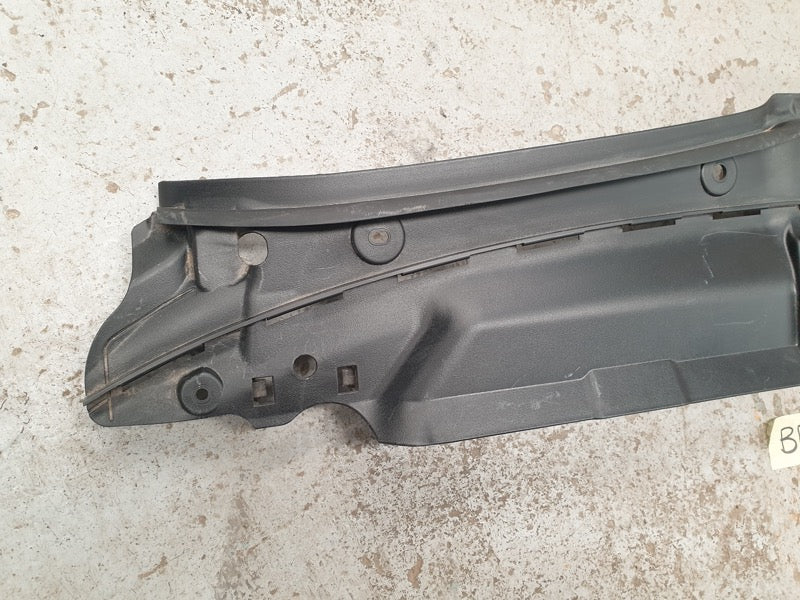 Original Used BMW 3 Series G20 G21 Front Centre Upper Engine Compartment Cover