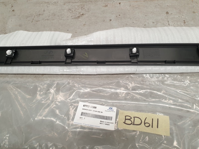 Original New Hyundai Creta 2023 Right Front Door Lower Moulding