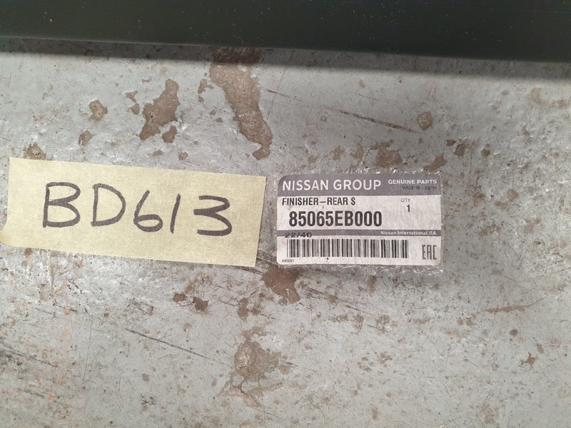Original New Nissan Navara 2013 Rear Bumper Finisher Step Plate