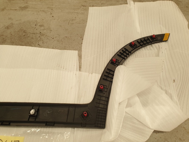 Original New Hyundai Creta 2023 Right Rear Door Lower Moulding