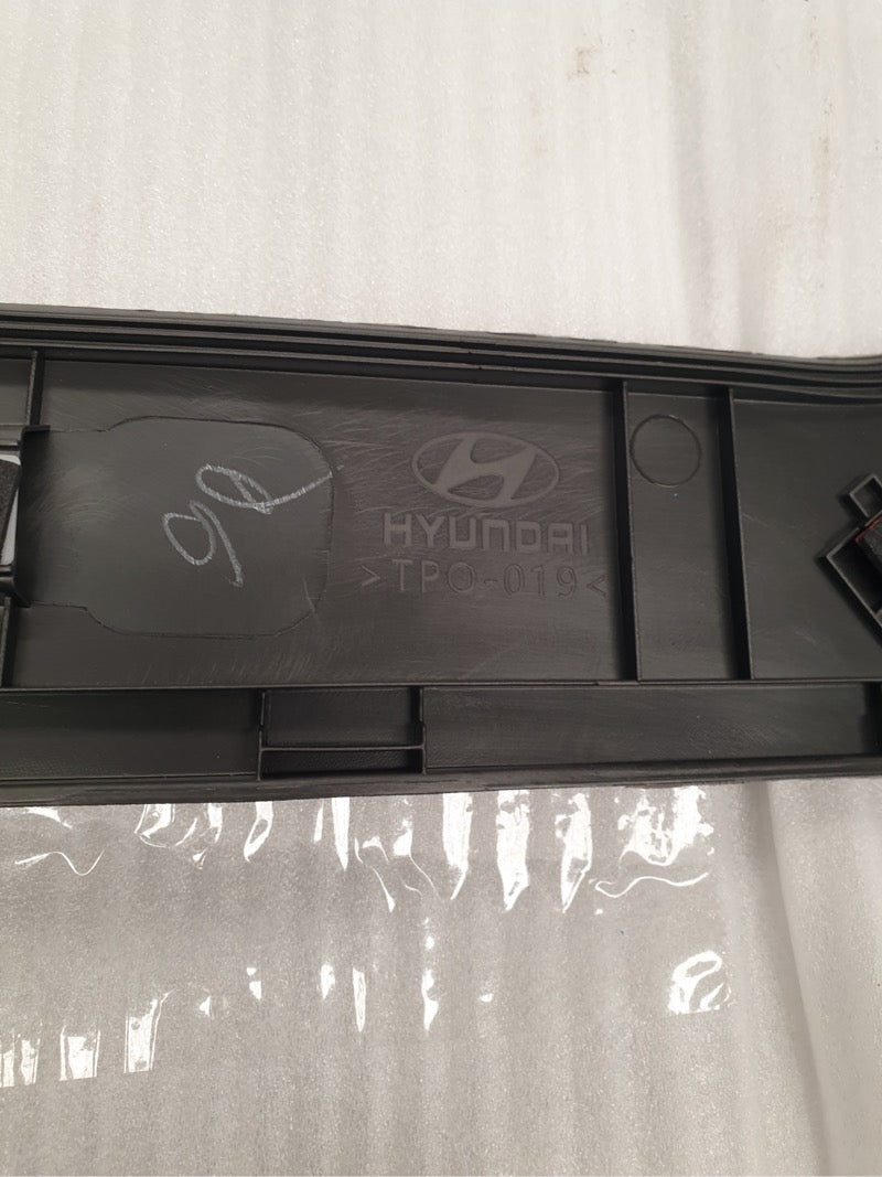 Original New Hyundai Creta 2023 Right Rear Door Lower Moulding