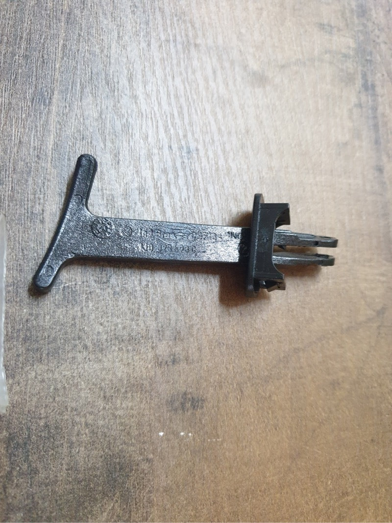 Original New Volkswagen Polo Bonnet Lock Release Pull Handle