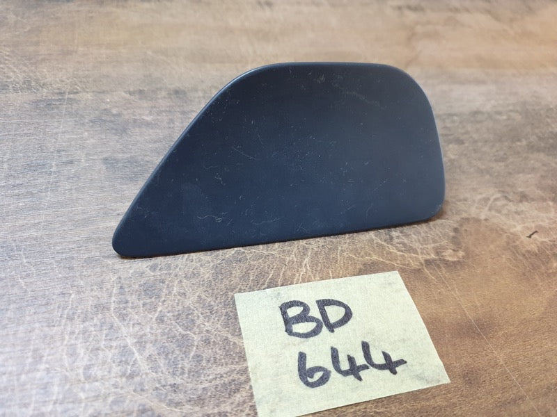 Original Used BMW 5 Series GT F07 Left Front Headlight Washer Nozzle Cap
