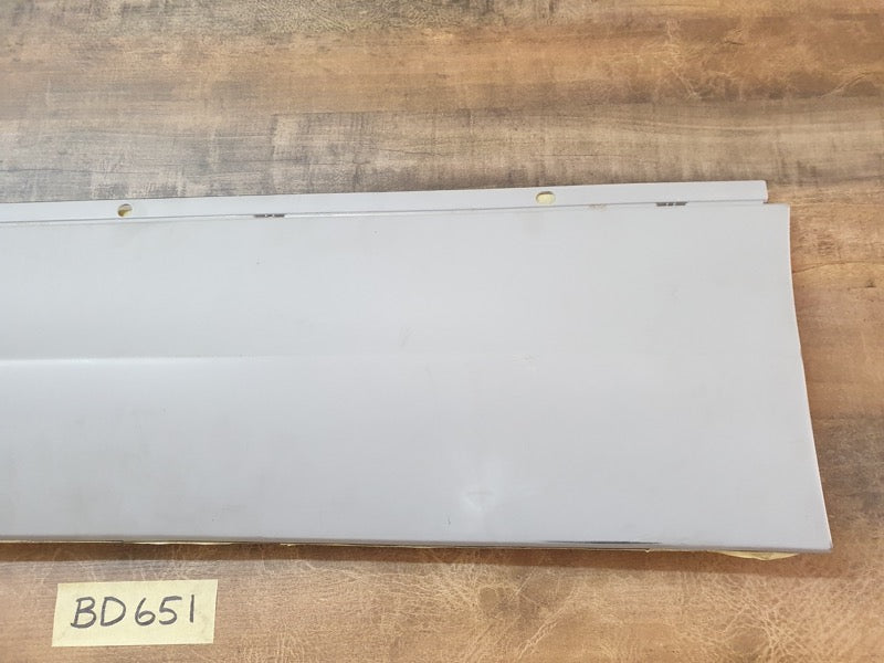 Original Used Volkswagen Tiguan Left Rear Door Lower Moulding Without Chrome