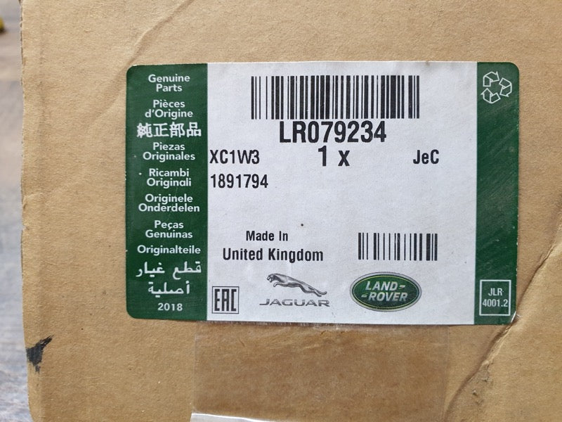 Original New Land Rover Range Rover 2015 Left Front Fender Trim